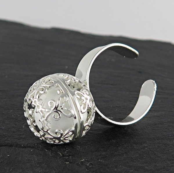 Ring - Klangkugel Fingerring Damenring - Größe einstellbar - weiß